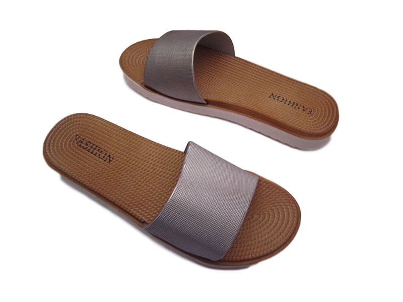 ZAPATOS DE PVC